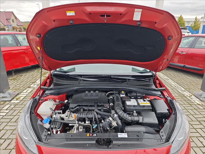 Kia Ceed 1,0 T-GDI  SPIN - fotka 19 z 23