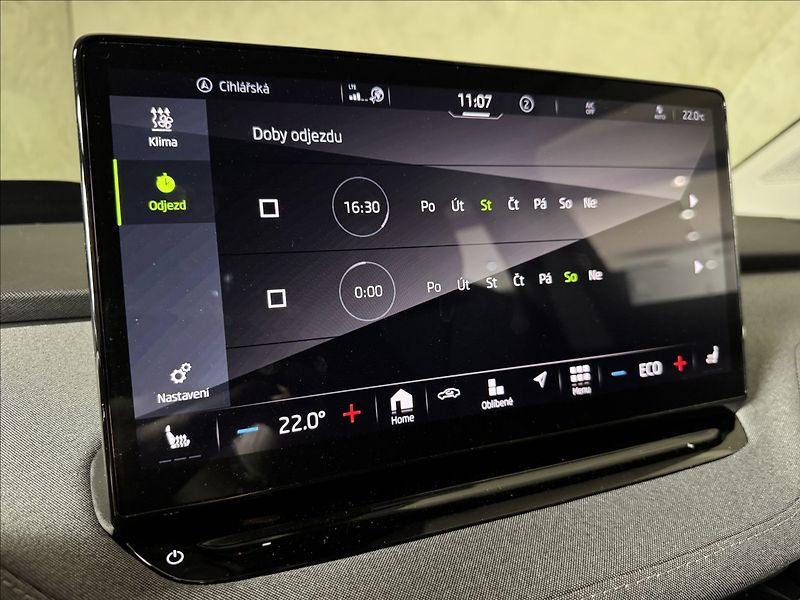 Škoda Enyaq 80 Tepelko LED Matrix Assist - fotka 44 z 50