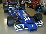 Hesketh 308E z roku 1977. Jeho pilotem byl Rupert Keegan.
