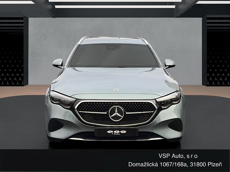 Mercedes-Benz Třídy E 300 de 4MATIC kombi - fotka 8 z 14