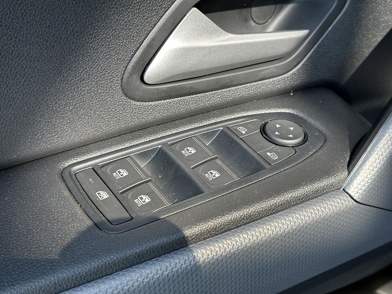 Dacia Duster (2026) 4X4 Hybrid AUTOMAT (BEZ LPG!) - fotka 13 z 13