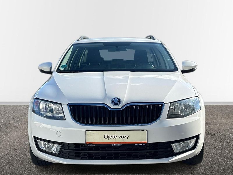 Škoda Octavia AMBITION - fotka 4 z 24