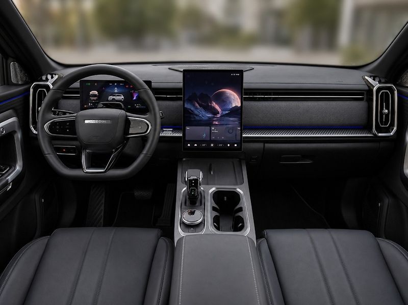 Jaecoo 7 (2026) 1,6 TGI (147k) 7AT Luxury - fotka 16 z 38