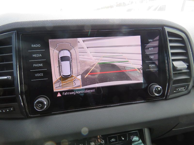Škoda Karoq 2.0 TDi 4x4 DSG Sportline max. - fotka 6 z 9