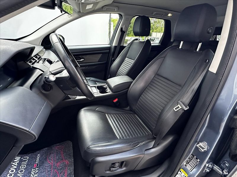 Land Rover Discovery Sport 2,0 D150 AWD 110kW HSE SERVIS! - fotka 10 z 50