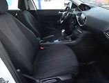 Peugeot 308 (2017) 1.2 PureTech, Serv.kniha, Navi - náhled 9