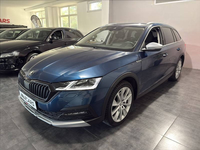 Škoda Octavia 2,0   TDI SCOUT 4X4 110KW HEAD - fotka 3 z 37