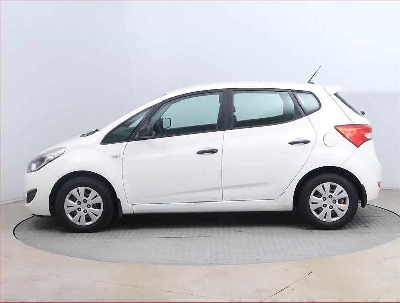 Hyundai ix20 (2015) 1.4 CRDi, nová STK, v provozu - fotka 3 z 14