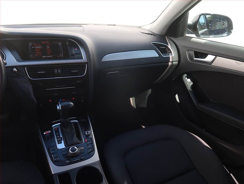 Audi A4 (2014) Ambition 2.0 TDI, Automat - fotka 8 z 18