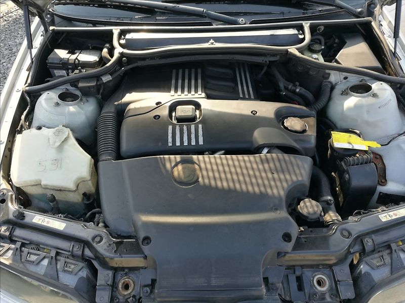 BMW Řada 3 2,0 d 320d - fotka 14 z 19