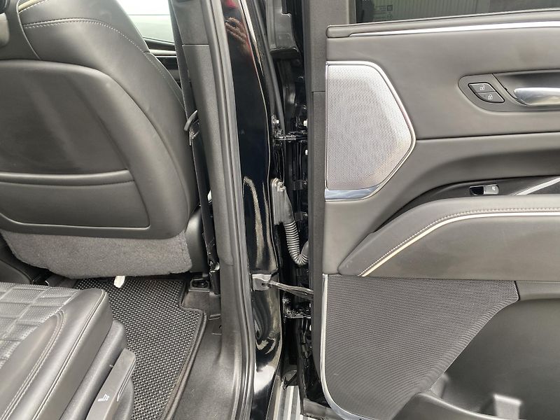 Cadillac Escalade 6.2i V8 430PS FULL 46TKM LPG!! - fotka 120 z 168