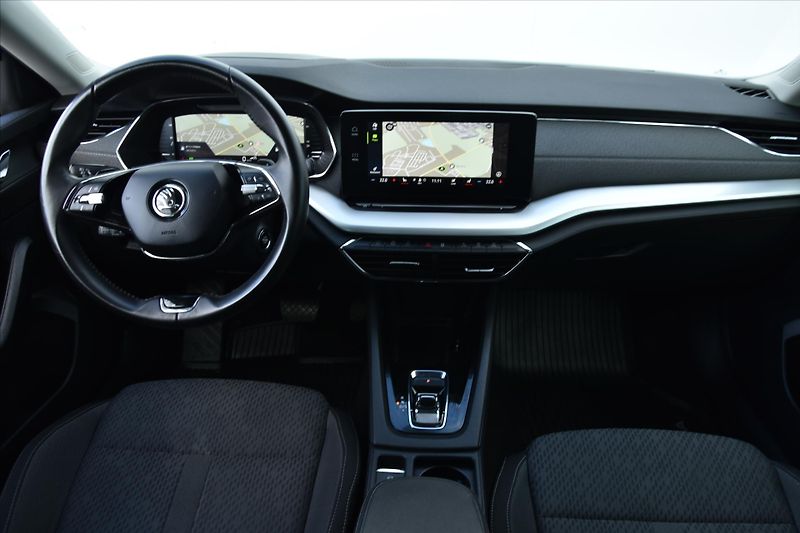 Škoda Octavia 2.0 TDI 110kW DSG STYLE ČR - fotka 14 z 31