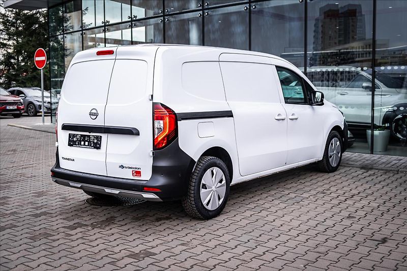Nissan Townstar 0,0 EV VAN 45 kWh L2 TEKNA - fotka 18 z 33