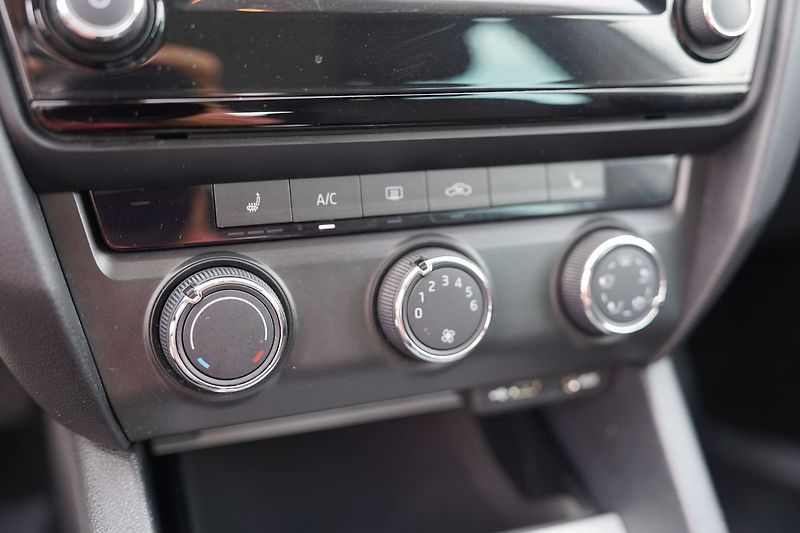 Škoda Octavia III  2.0TDi 135 kW DSG 4x4 ČR - fotka 32 z 41