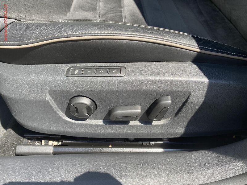 Škoda Superb (2020) 2.0 TDi 4x4, Scout, DSG, TZ - fotka 15 z 21