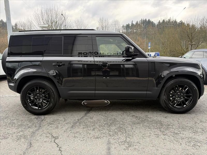 Land Rover Defender (2026) 3,0 110 S D200 - fotka 6 z 29