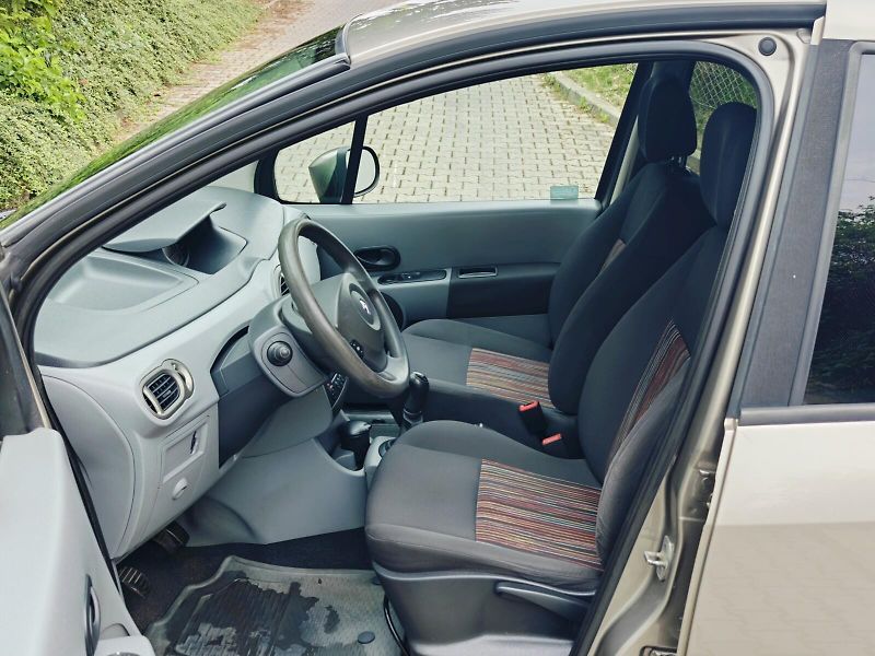 Renault Modus (2009) 1,2 16V 55 kW Alur - fotka 11 z 35