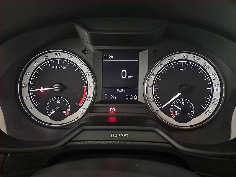 Škoda Octavia (2017) Style 1.6 TDI, Serv.kniha - fotka 11 z 16