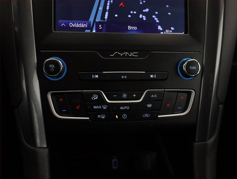 Ford Mondeo (2020) 2.0 EcoBlue, 4X4, Automat - fotka 13 z 19
