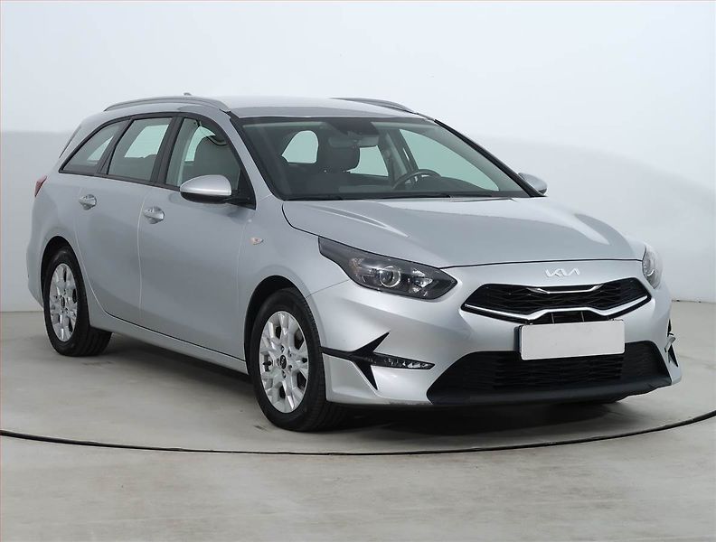 Kia Ceed (2023) Spin 1.0 T-GDI, SPIN, DPH - fotografie inzerátu