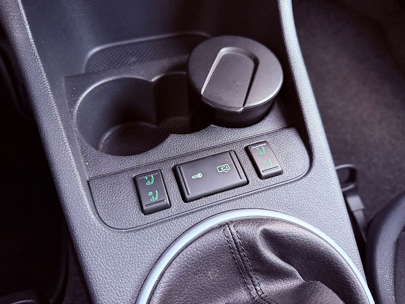 Škoda Fabia 1.4 Style Edition, Serviska, 1 - fotka 21 z 25