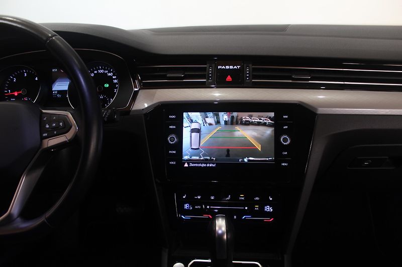 Volkswagen Passat (2024) 2.0TDI DSG Nez.Topení 2024 - fotka 29 z 40