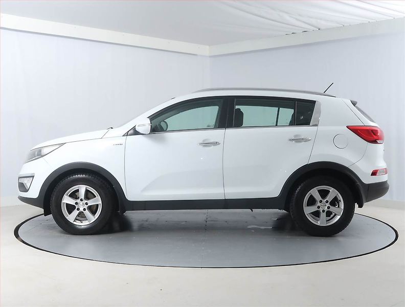 Kia Sportage (2016) 2.0 CRDi, 4X4, Tempomat - fotka 3 z 15