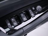 Kia Sportage 1,6 T-GDI 132 kW TOP Aut. Kůže - náhled 14
