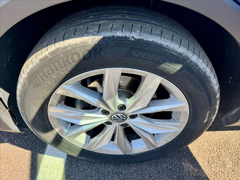 Volkswagen Tiguan 2,0 TDi 110kw DSG 4-Motion LED - fotka 17 z 20