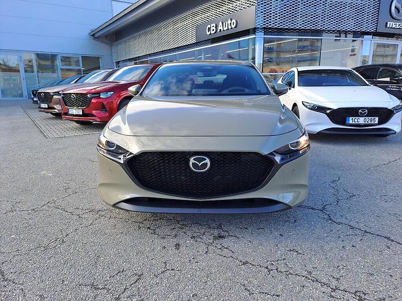 Mazda 3 (2025) 2.5L e-SKYACTIV G 103 kW - fotka 2 z 18