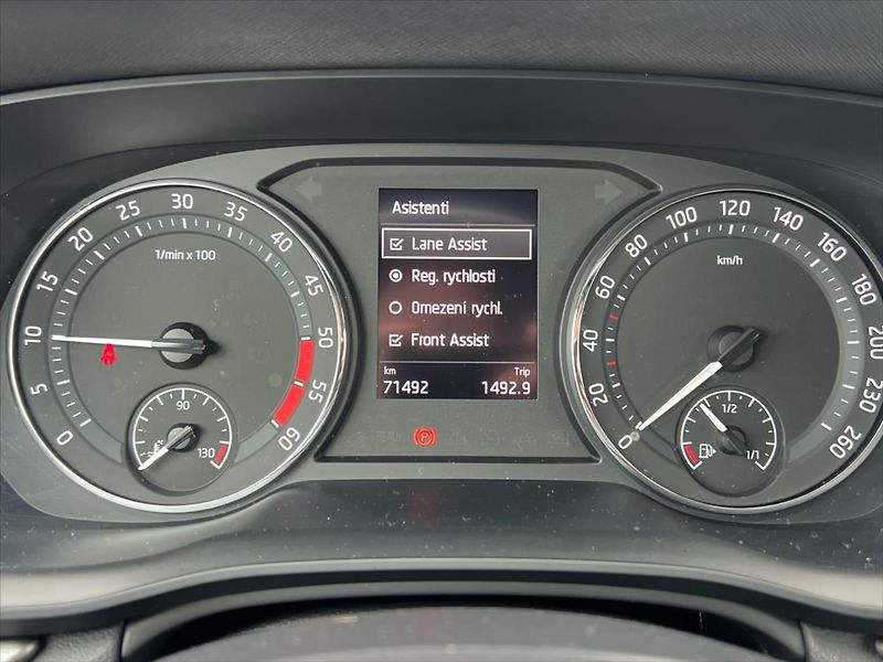 Škoda Octavia 2,0 TDi 85kW AMBITION  IV. - fotka 16 z 25