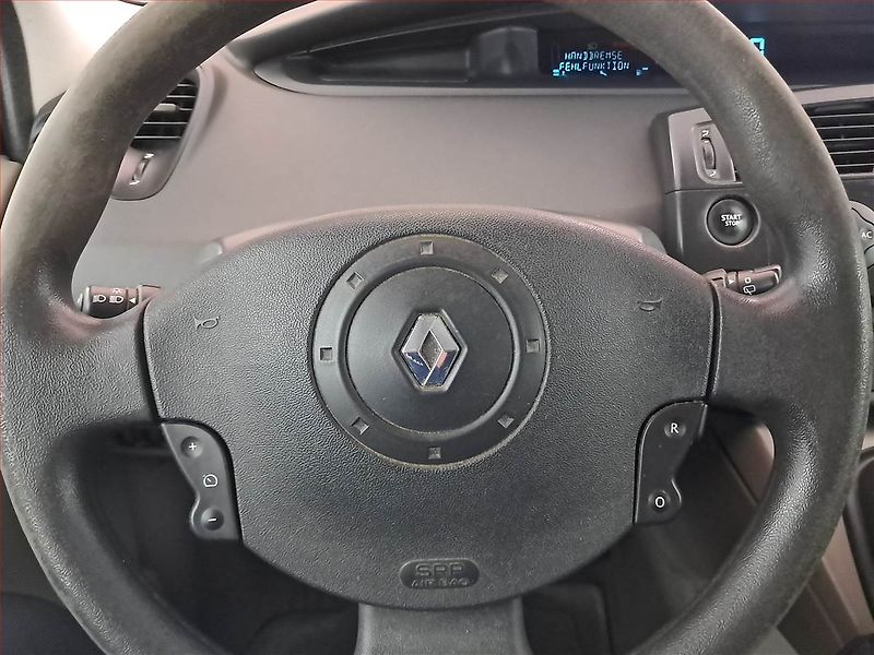 Renault Scénic (2004) 1.6 16V, Serv.kniha, po STK - fotka 15 z 16