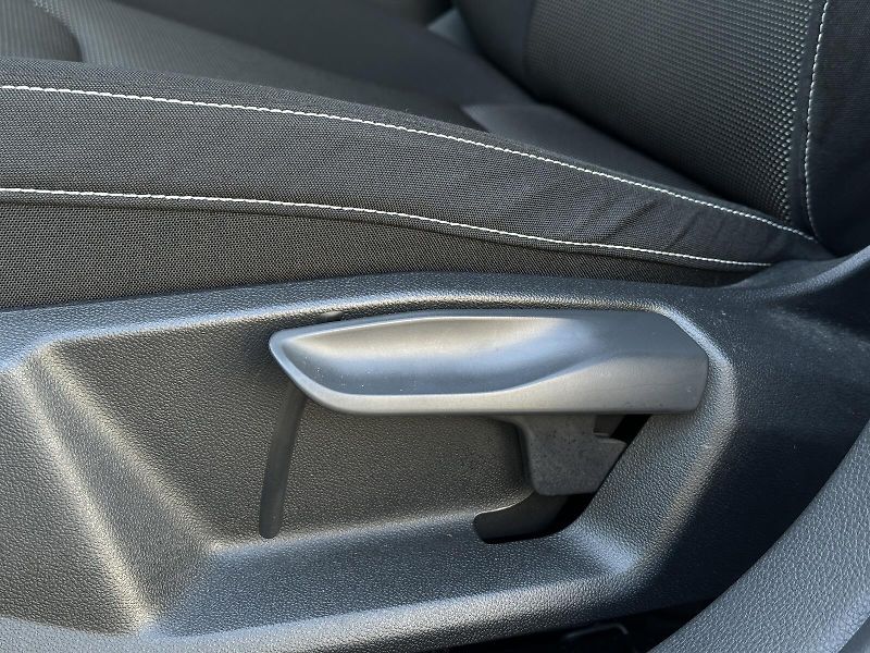Seat Arona Color Concept 1.0TSi Xcellence - fotka 15 z 39