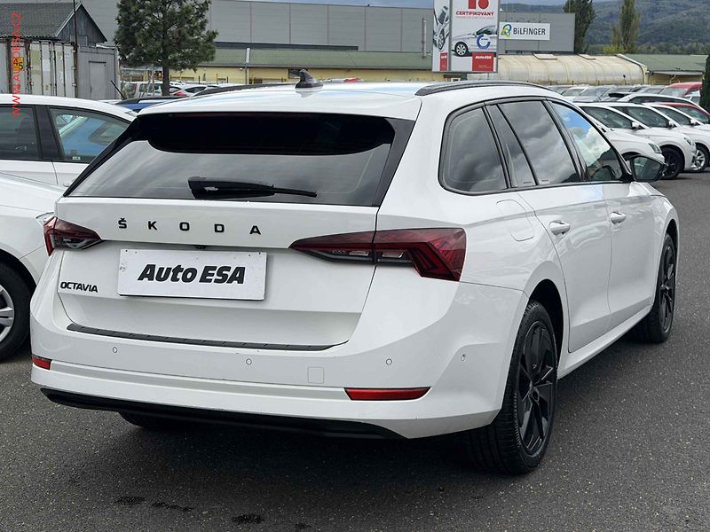 Škoda Octavia (2021) 2.0 TDi, ČR, Style, DSG - fotka 4 z 18