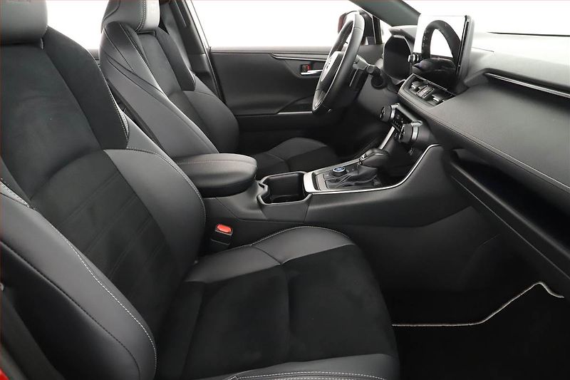 Toyota RAV4 (2025) 2.5 Hybrid - fotka 7 z 20