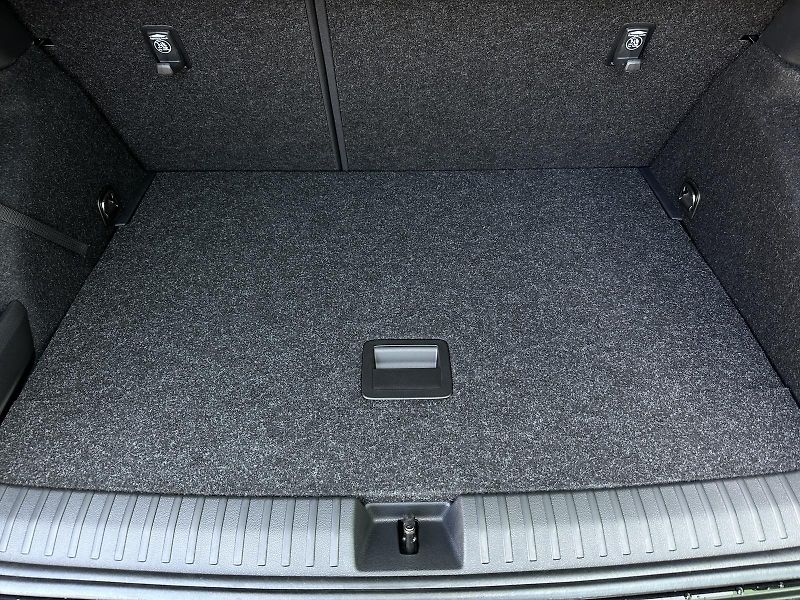 Škoda Kamiq 1.0TSi 116PS 2Z.KLIMA Tempomat - fotka 35 z 38