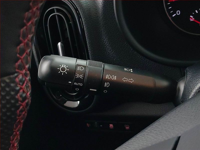 Kia Picanto (2023) GT Line 1.2 MPI, Automat, ČR - fotka 17 z 19