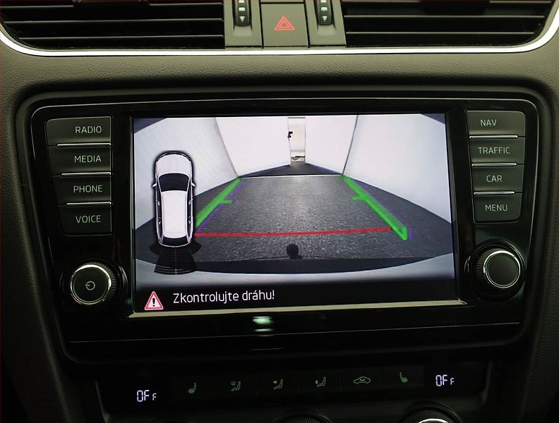 Škoda Octavia (2014) Scout 2.0 TDI, 4X4, Automat - fotka 15 z 21