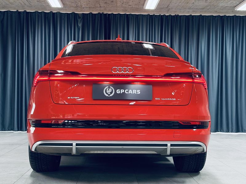 Audi e-tron (2020) 55*S-LINE*QUATTRO*REZERVACE - fotka 7 z 45