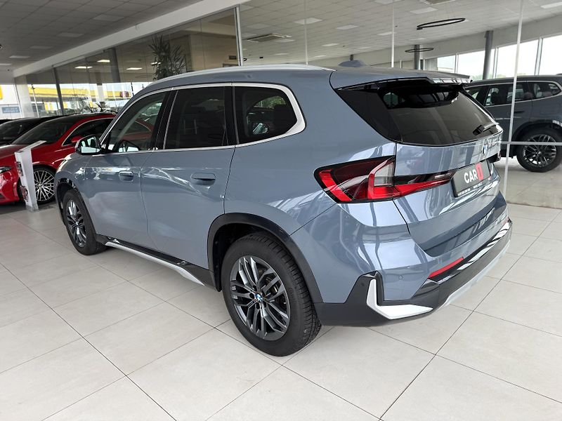 BMW X1 23d xDrive*xLine*KeyLess*DPH - fotka 7 z 37
