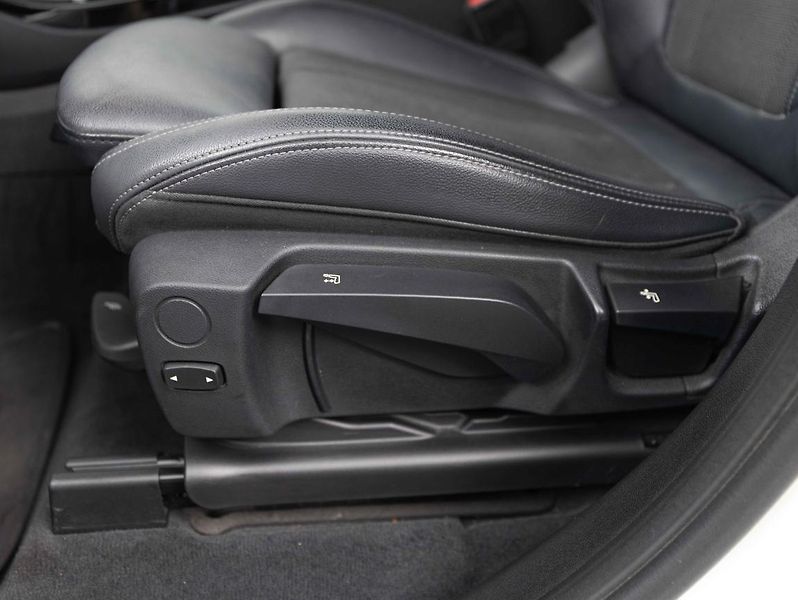 BMW X3 xDrive20d - fotka 21 z 22