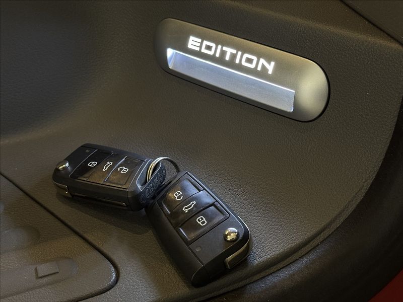 Volkswagen California 2,0 TDi  DSG Last Edition LED - fotka 42 z 47