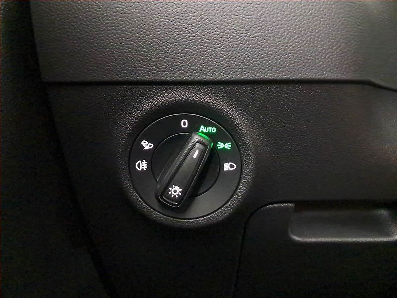 Škoda Karoq (2024) Sportline 2.0 TDI - fotka 25 z 31