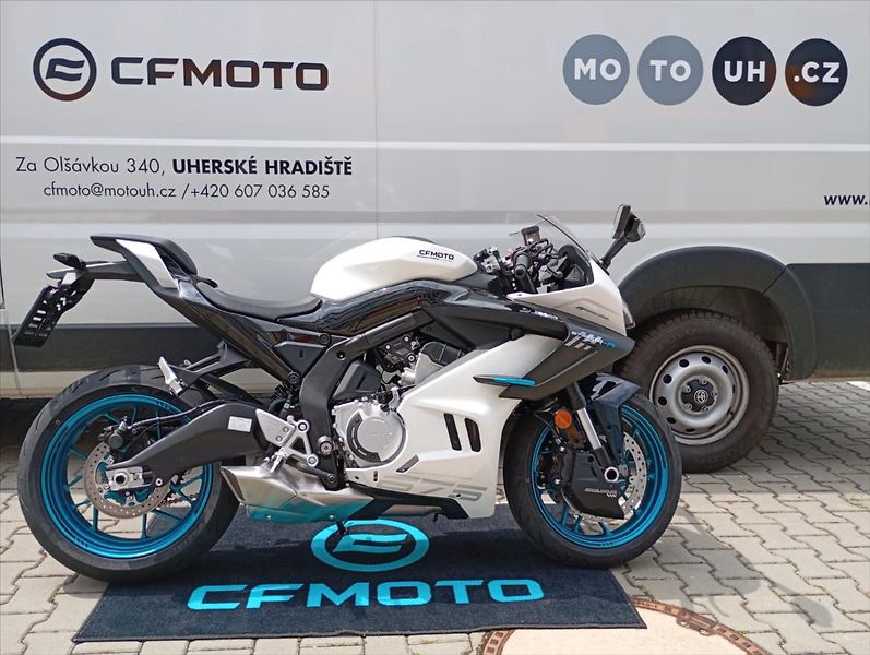 CFMOTO (2025) 675SR-R  EU5+ - fotografie inzerátu