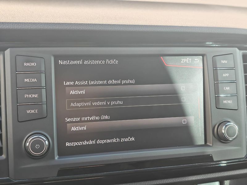 Seat Ateca DSG 4WD 2,0 TSI - fotka 20 z 30