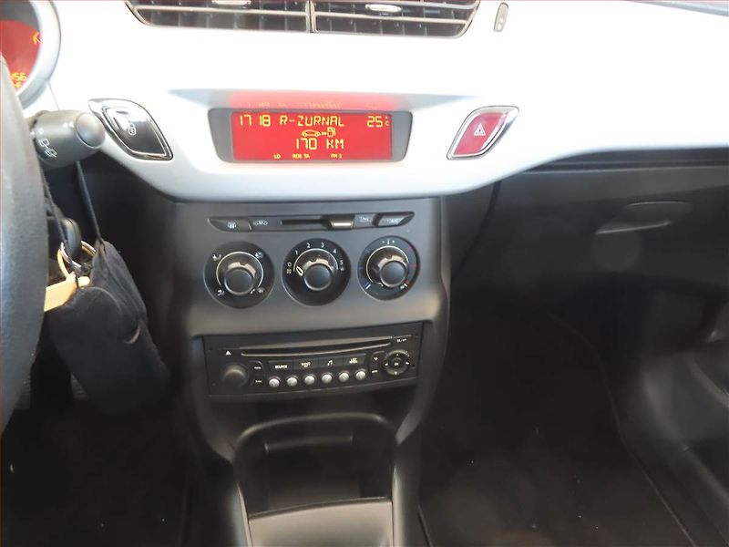 Citroën C3 (2016) 1.0 VTi - fotka 12 z 13