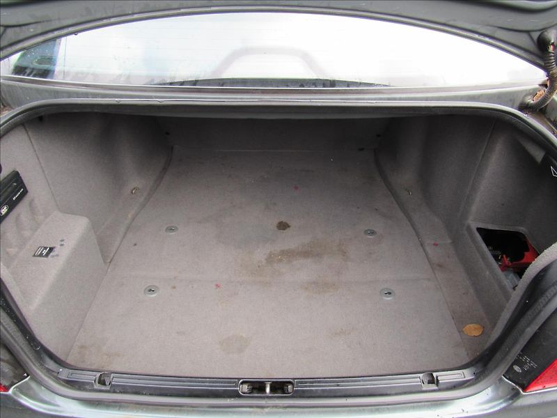 BMW Řada 5 2,5 525i Steptronic Exklusiv - fotka 23 z 28