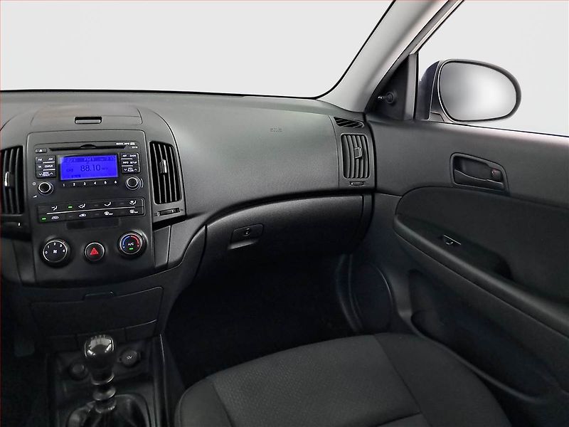 Hyundai i30 (2007) 1.4 CVVT, ČR,1.maj, po STK - fotka 8 z 18