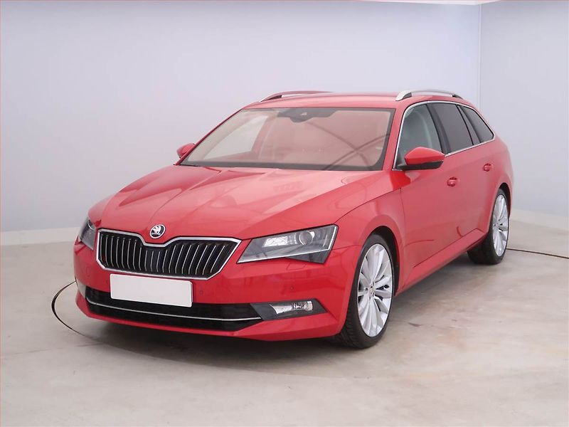 Škoda Superb (2016) Style Plus 1.4 TSI, Automat - fotka 2 z 16