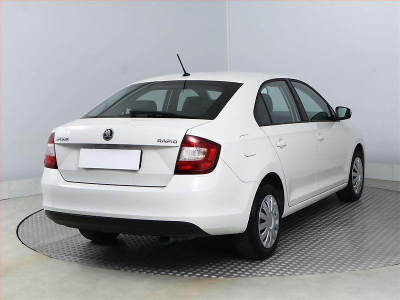 Škoda Rapid (2019) 1.0 TSI, ČR,1.maj, Serv.kniha - fotka 5 z 10